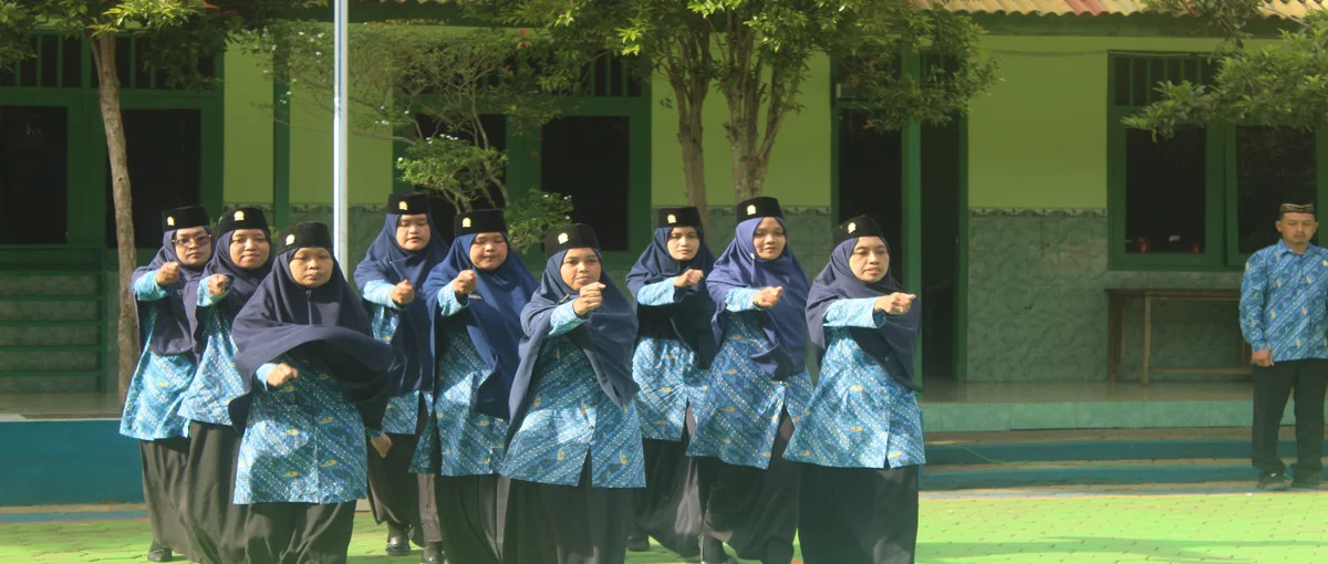 Upacara Hari Guru Nasional Tahun 2025